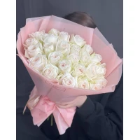 Bouquet of 21 white roses